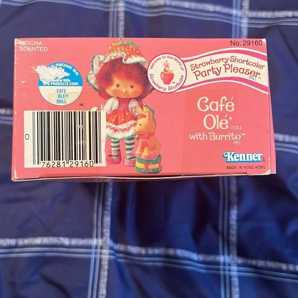 Strawberry Shortcake Cafe Ole Party Pleaser, NRFB